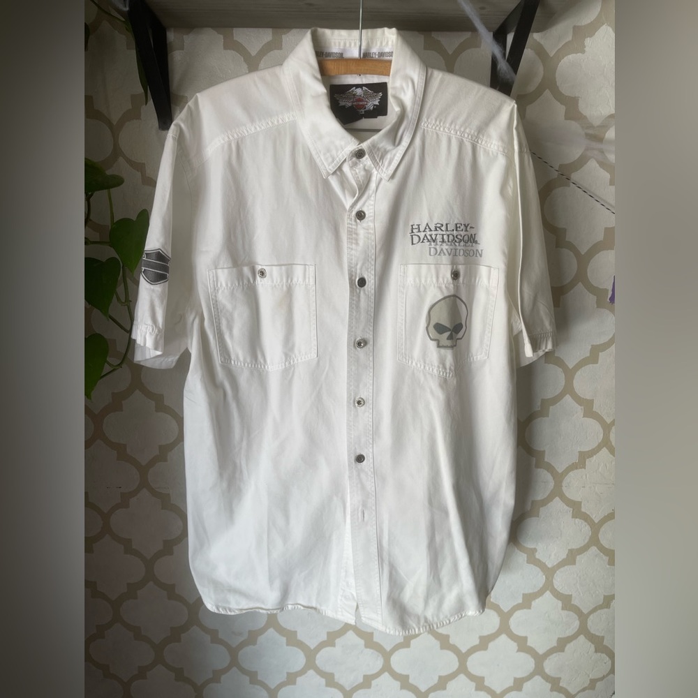 Harley Davidson men’s embroidered button down shirt